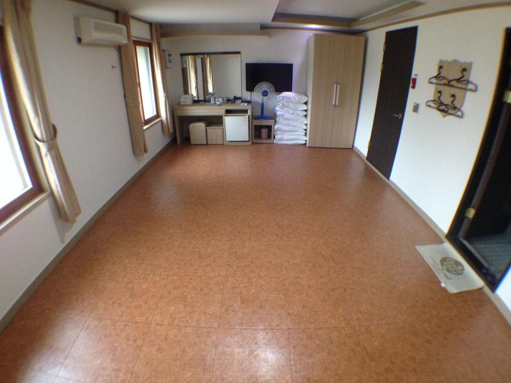 Suanbo Saipan Hot Spring Hotel Chungju Eksteriør billede