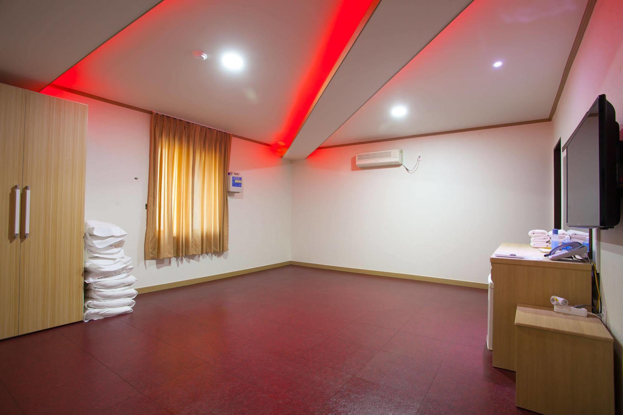 Suanbo Saipan Hot Spring Hotel Chungju Eksteriør billede